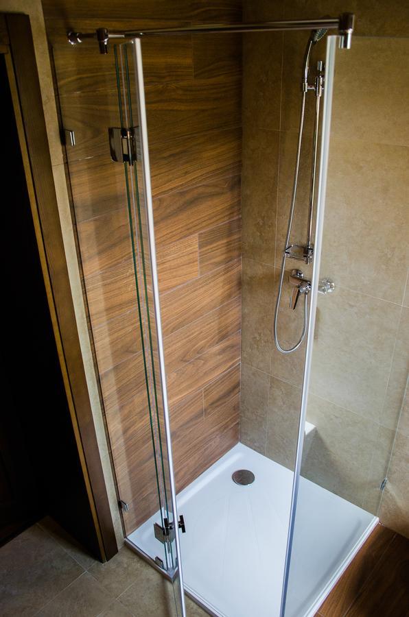 Petrani Nivki Hotell Kiev Exteriör bild